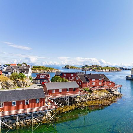 Готель Henningsvaer Rorbuer Екстер'єр фото
